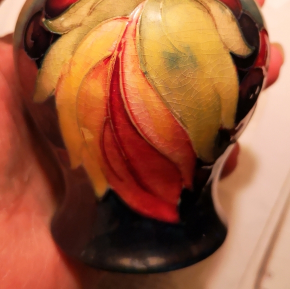 Antique W. Moorcroft Vase - Picture 5 of 5